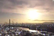 空全体が明るく輝く、西日本の広い範囲で「火球」を観測…ネット上でも目撃情報が相次ぐ！