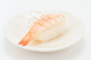 お寿司の握りは、海老は甘エビ派と蒸し海老派がいるよな？🦐