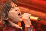 B’z、紅白出場をきっかけにネットで「ダサいかダサくないか論争」が勃発