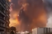 【衝撃】レバノンの爆発をモロに食らった動画がエグすぎる・・・・
