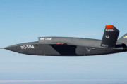 無人自律戦闘機、XQ-58 ヴァルキリー 人工知能飛行成功