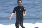 【朗報】小泉進次郎さん、サーフィンで処理水の安全性をアピール！