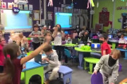 【動画】米国、マスク義務解除のニュースを知った瞬間の小学校の子供たちの反応がこちら！