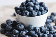 ブルーベリー「おーい、目にいいよ～w」←フルーツ界で天下取れない理由