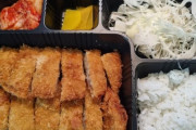 韓国人「490円の韓国式トンカツ弁当がこちら‥」→「コスパが良いですね」　韓国の反応