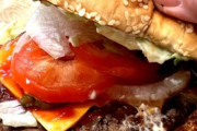 バーガーキングのワッパー、さっき初めて食べたんやが美味しすぎんか？