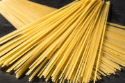 パスタ1人前(茹でる前)→100g