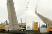 【動画】煙突の解体工事に失敗して隣の建物に命中させてしまうという事故(´･_･`)