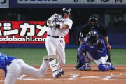 【悲報】三冠王村上、満票ベストナインを逃す