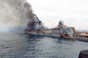 海外の反応　損傷した巡洋艦モスクワと思われる写真　ウクライナ情勢