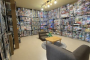 【画像】ガンプラオタクのガチ部屋、積まれ過ぎてて草ｗｗｗｗｗｗ