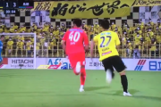 【悲報】Jリーグのキーパーさん、とんでもないことをしてしまう…