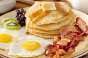 【画像】アメリカの一般的な朝食、くっそ美味そうｗｗｗｗｗｗｗｗｗｗｗｗ