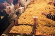 【画像】チー牛マックポテト部、イキリ倒してしまう…