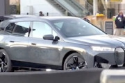 【動画】BMWがボタンひとつでボディーカラーを変更できるEV車を公開。