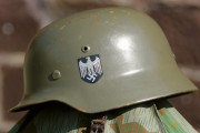 ドイツ政府、軍用ヘルメット5000個を供与…軍艦などの要求のウクライナから失望の声！