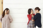 いつも悪口ばかりの嫁と一人でいる嫁、どちらがマシか？私は一人が良いと思う。