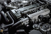 【疑問】なんで日本車って直6エンジンの車無くなっちゃったの？