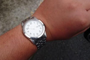 【画像】めっちゃオシャレな腕時計買ったけど見てくれｗｗｗｗ