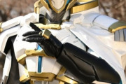 予告で仮面ライダーゼインの隣にバイスいたんだけど……リバイの武器扱いって事か……？