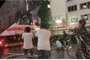 【動画】一般人「道路にまで撮り鉄湧いてるよw晒したろ！」撮り鉄「！？」ｼｭﾎﾟﾎﾟﾎﾟﾎﾟ