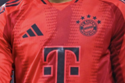 伊藤洋輝所属のバイエルン、今季のCLでホームユニフォームを着用できないワケとは