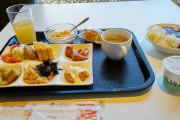 【画像】このホテル朝食おいくらでしょう？？？