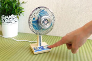 日本のミニチュア家電「昭和扇風機」がレトロで可愛い！【タイ人の反応】