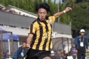 前橋育英DF瀧口眞大(2年)_機を見てハーフレーンに潜った見事なゴラッソ!アグレッシブな右サイドバックが延長の先制弾で全国出場の立役者に!