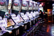 【悲報】ゲーセンが潰れまくってる理由が判明する