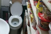 【韓国コンビニ】トイレにカップラーメンを保管　韓国ネット「カップラーメンから臭ってきそう」
