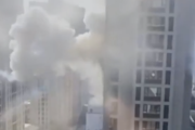 中国の高層マンションで爆発、爆竹により電動バイクが発火か