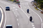 バイクで高速乗るのって怖くね？