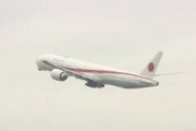 【速報】タイに向け飛行中、安倍首相搭乗の政府専用機でボヤ