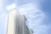 【動画】屋上ミストで周囲の気温を下げるシステムが備わった中国の高層マンション。