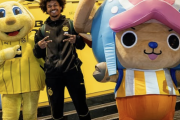 ルフィ大好き選手を擁するドルトムント、『ワンピース』と試合でコラボ！限定グッズ配布でファンは長蛇の列