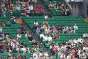 【悲報】野球、CSなのにチケットが売れ残って空席だらけ…… 球団「チケットが残ったのは想定外」