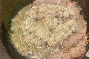 ワイ、背脂ぎっとりラーメンを食べ悶絶