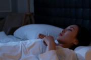 不眠症は『時計』を確認するだけ寝れなくなる