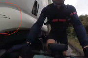 【動画】自転車乗りさん、危険運転の大型トラックに殺されかける