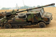 フランス、トラック搭載型155mm自走榴弾砲「カエサル」と砲弾数千発をウクライナへ供与…西側諸国の陸戦兵器供与、続々と増加中！