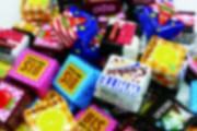 職場の先輩から「バレンタインどうする？」って聞かれて、ラッピングしたチロルチョコの意見を出したら　最初は同調してくれていたのに裏切られました