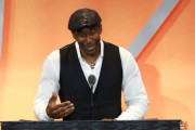 【NBA】アマレ・スタウダマイアーが殿堂入り！しかし異を唱えるファンも？