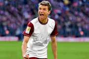 バイエルン！トーマス・ミュラーとの契約を2023年まで延長！！《ドイツの反応》