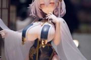 【朗報】アズールレーンの新作フィギュア、いくらなんでもお胸が大きすぎるｗｗｗｗ （※画像あり）