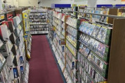 【話題】「レンタルビデオ店」は消えるのか…渋谷のTSUTAYAはVHSコーナー拡充「20代の利用多く驚き」