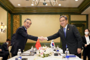 韓国外相が中国訪問へ　北朝鮮とも接触、米中対立で苦慮