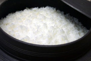 rice（ご飯）とlice（ウジ虫）が一字違いとかやばすぎじゃん？