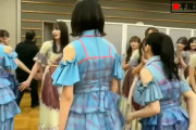 【gif】仲良いなｗ 日向の研修生組とタッチをしていく松尾美佑ちゃんがコチラ！！！【乃木坂46】