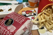 【朗報】ワイド底辺、マックでガチの豪遊ｗｗｗ（※画像あり）